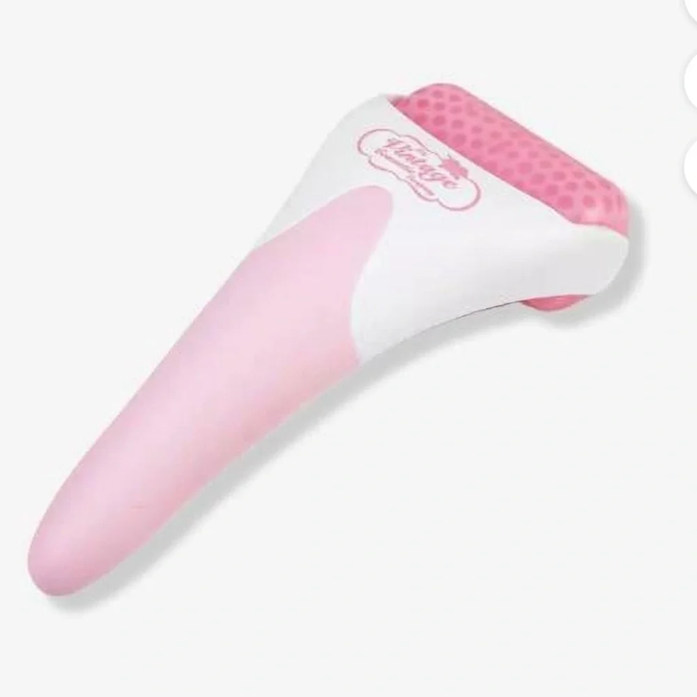 Vintage Cosmetics Pink and White Ice Roller